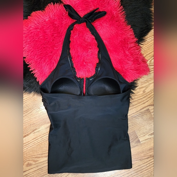 Black Bust Enhancer Halter Style Tankini Top Women's Size 14 (runs small) - Picture 2 of 8